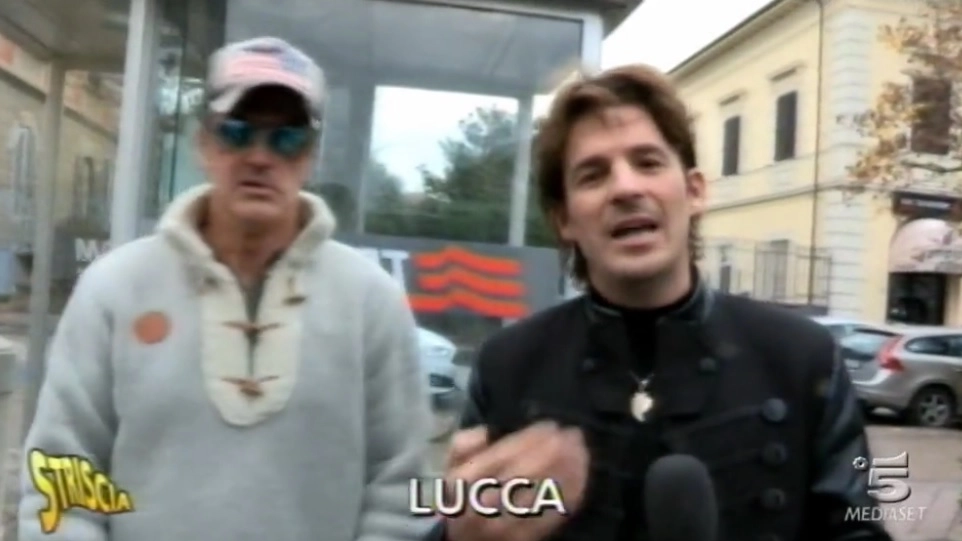Blitz a Lucca del mago Antonio Casanova per Striscia la notizia 