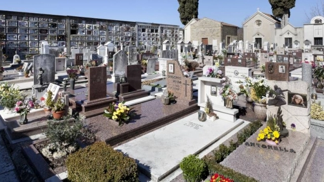 Un cimitero (Foto di repertorio)