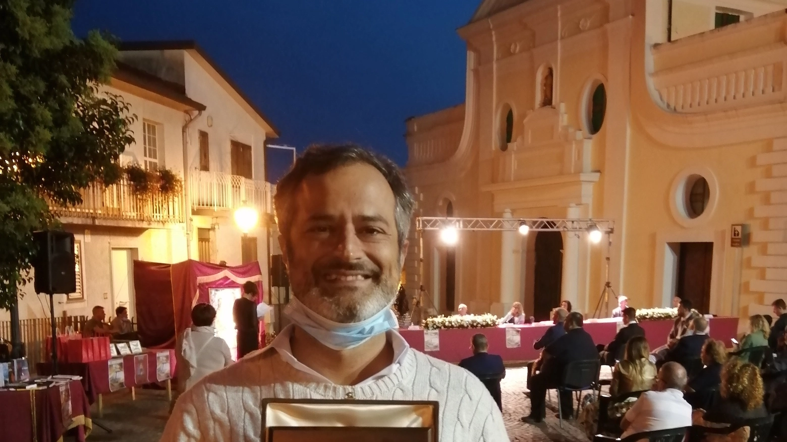 L'autore pratese premiato in Calabria