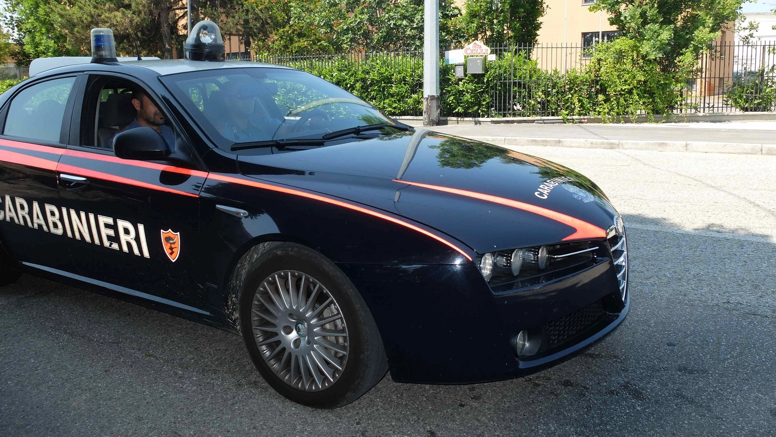 I carabinieri sono intervenuti per l'arresto