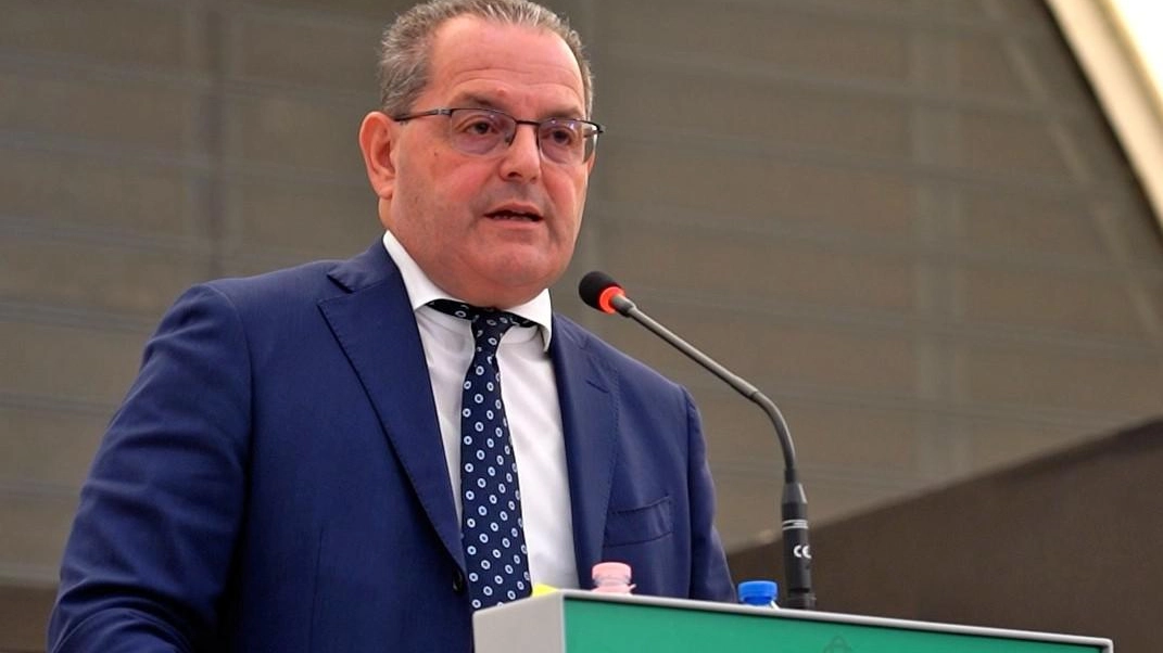 "Il rialzo dei tassi erode i redditi delle famiglie" "Il rialzo dei tassi erode i redditi delle famiglie"