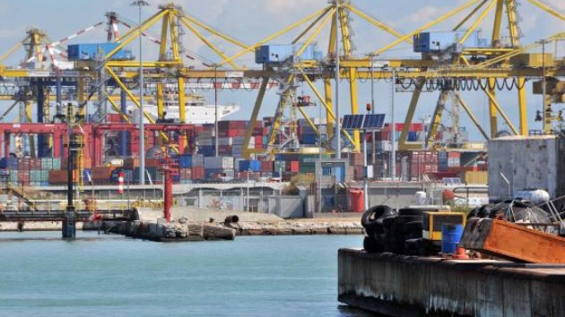 Il bando per il rilancio delle aree di crisi industriale Il bando per il rilancio delle aree di crisi industriale