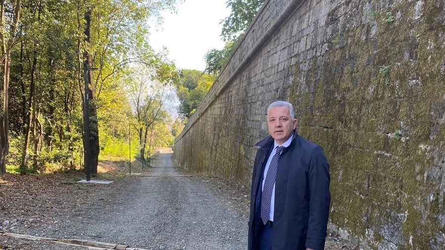 Il sindaco Pierluigi Peracchini illustra il Parco delle Mura