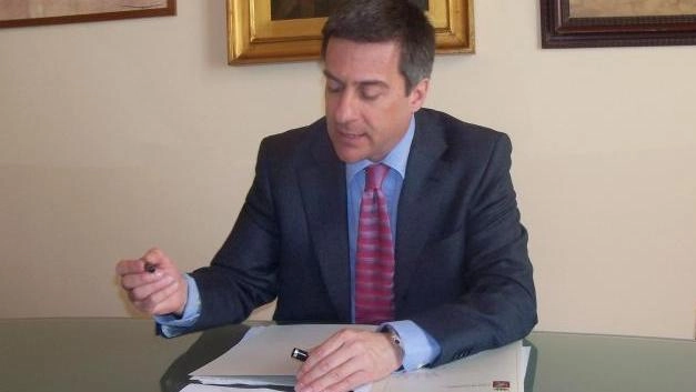 Il sindaco Emilio Bonifazi ha firmato ordinanze contro parcheggiatori e prostitute