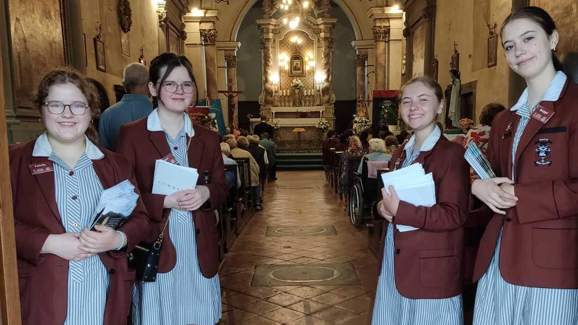 Le suore aprono a Erasmus. Per riqualificare il monastero Le suore aprono a Erasmus. Per riqualificare il monastero