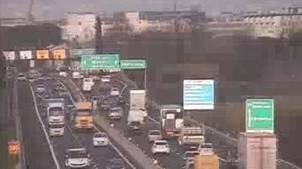 Il traffico sulla A11 comincia già da Prato Est (foto webcam Autostrade)