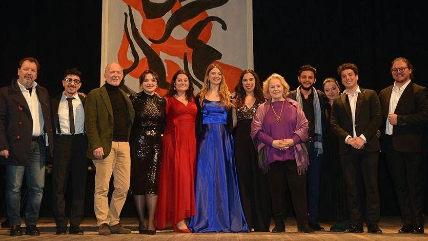 Concorso del Teatro Lirico, il podio dei vincitori  Dieci giovani cantanti si ’’laureano’’ a Spoleto