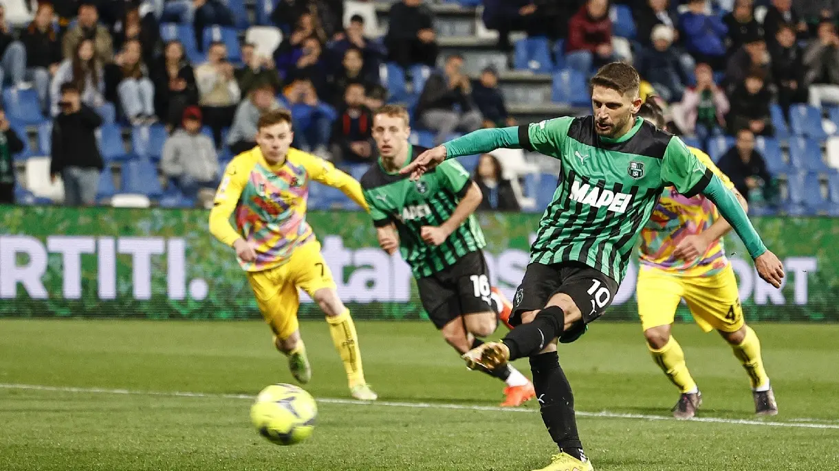 Il rigore decisivo segnato da Berardi Il rigore decisivo segnato da Berardi