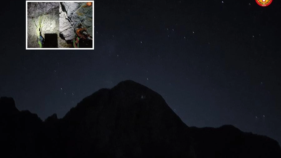 La parete nord del Pizzo d'Uccello nella notte di ieri e una delle foto inviate al Sast