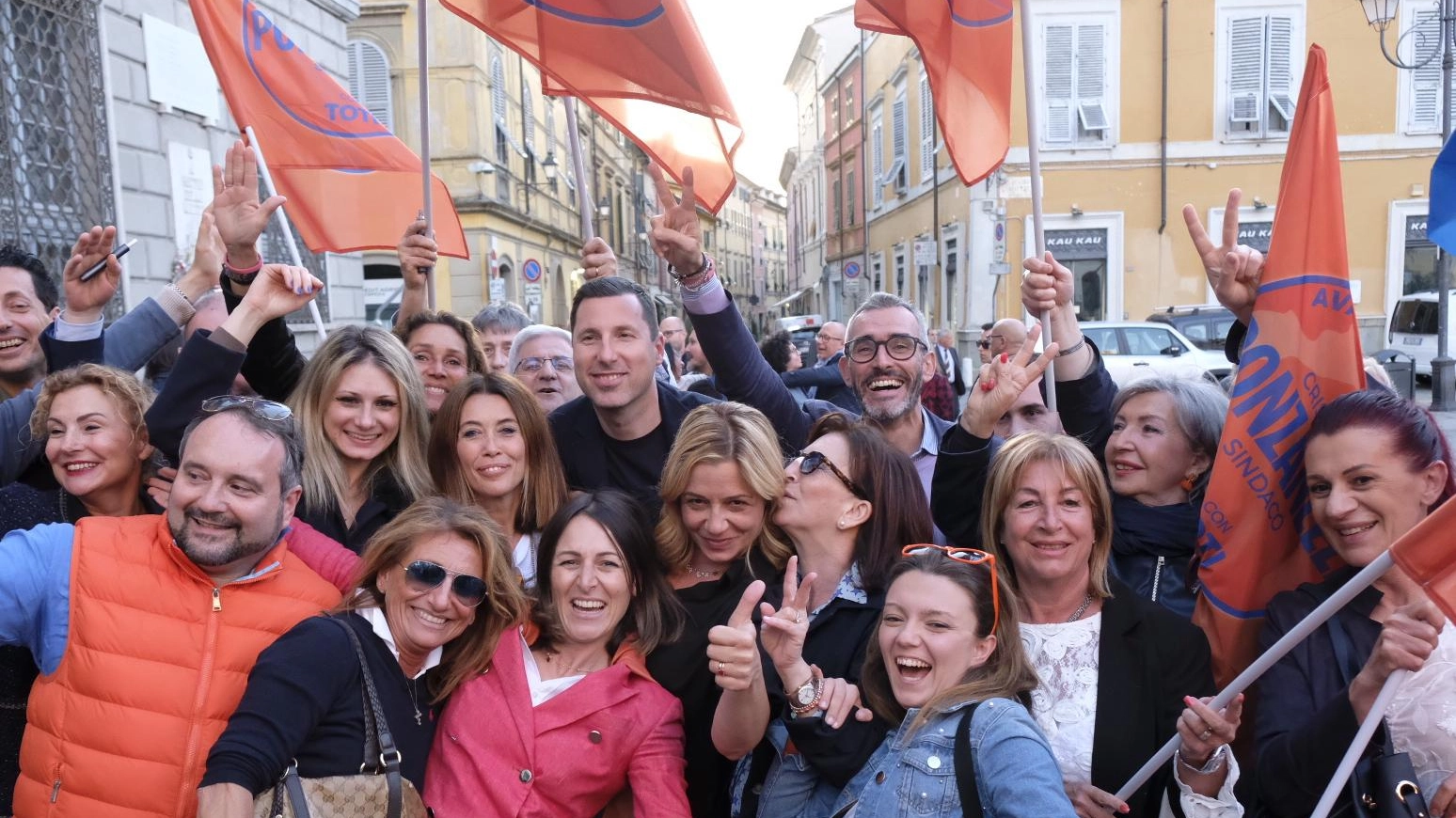 Cristina Ponzanelli  Secondo mandato  al primo turno  "Ha vinto Sarzana"