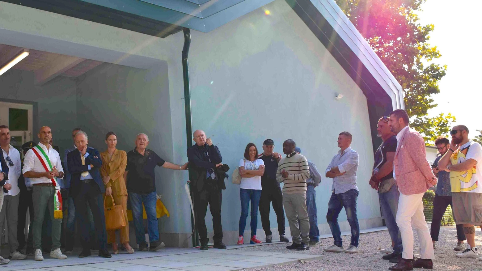 Userna, aperta la nuova scuola. Ottanta bambini ritrovano ’casa’ Userna, aperta la nuova scuola. Ottanta bambini ritrovano ’casa’