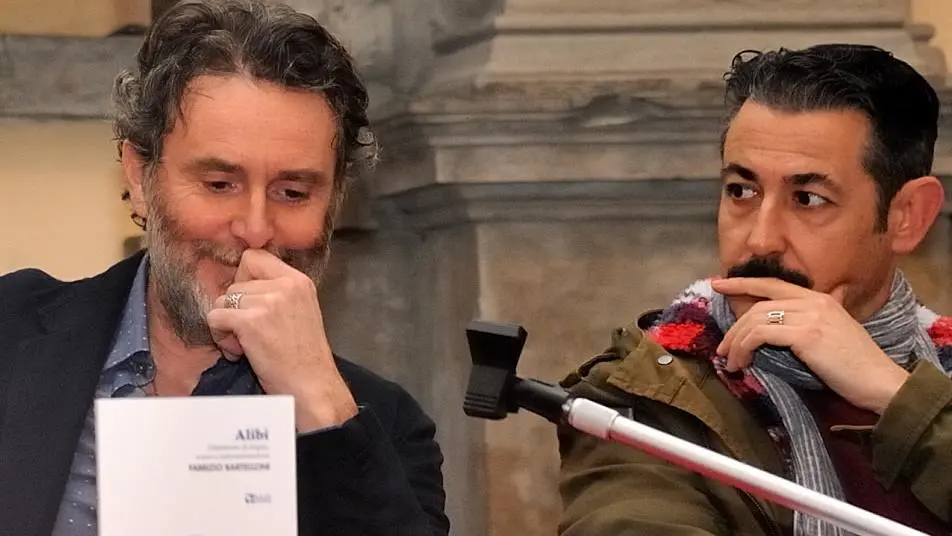 "Un alibi per due", uno show tra musica e parole "Un alibi per due", uno show tra musica e parole
