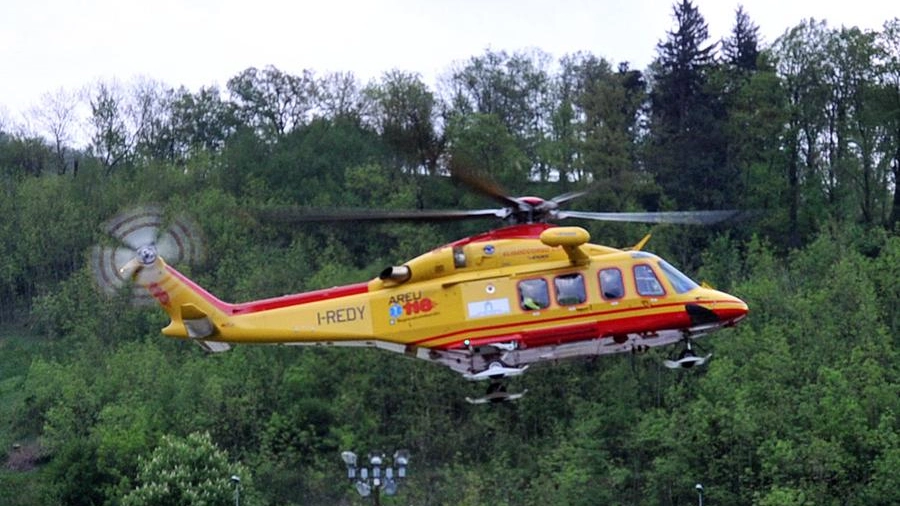 Un elicottero del 118 (Foto di repertorio)