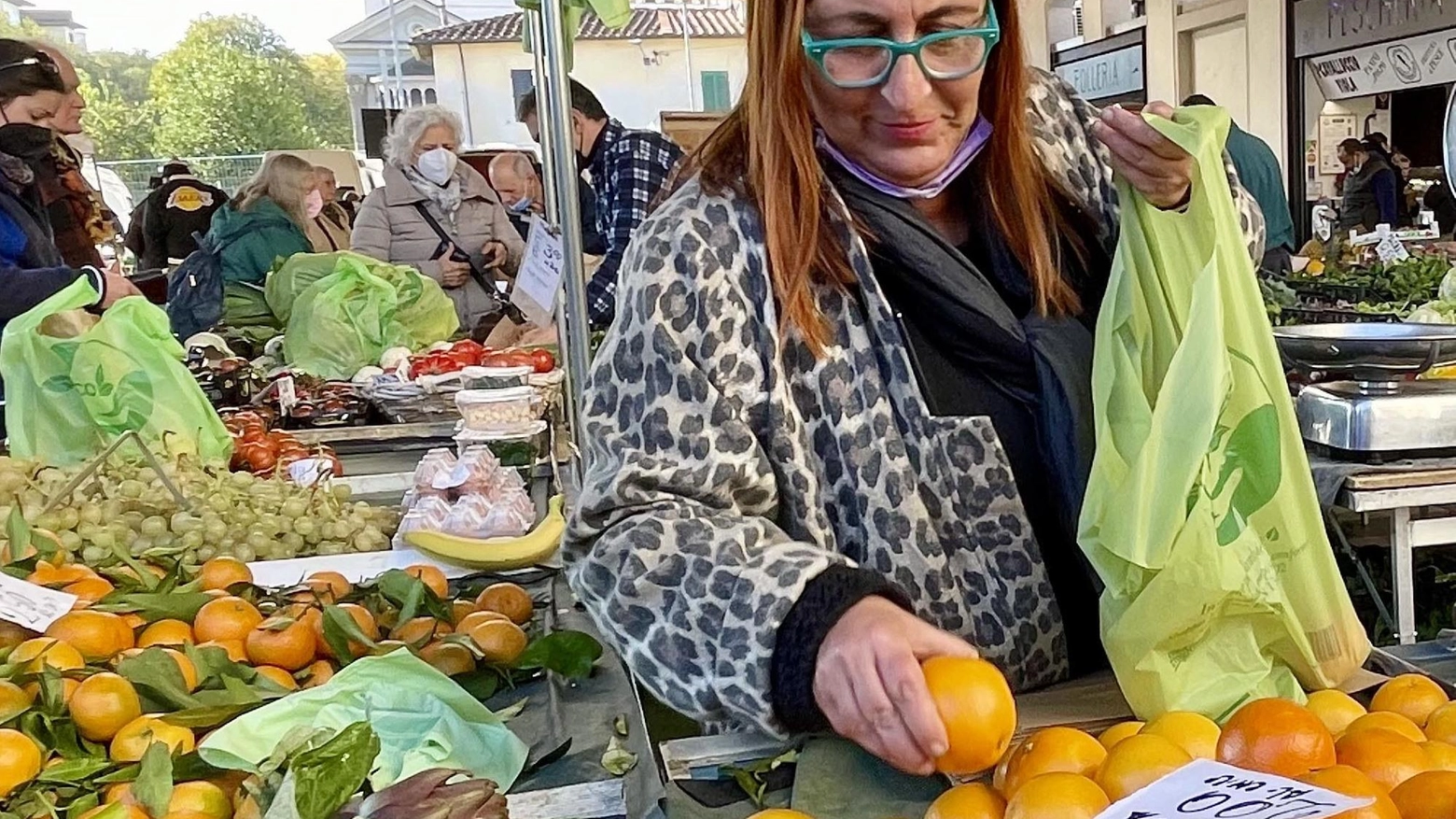 Festa degli ambulanti Ecco le bancarelle del fine settimana Festa degli ambulanti Ecco le bancarelle del fine settimana