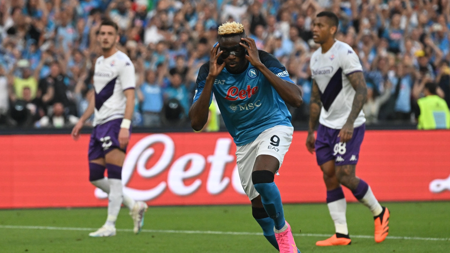 Napoli-Fiorentina 1-0, viola ko dal dischetto. Osimhen sbaglia e poi segna
