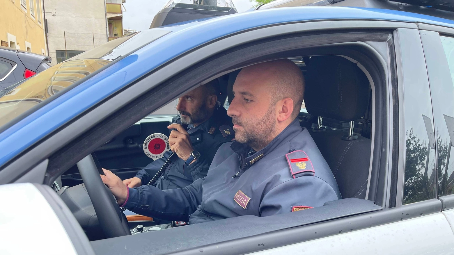 Polizia (foto di repertorio) Polizia (foto di repertorio)