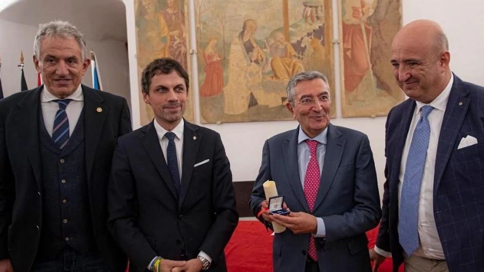 Baiocco d’oro al professor Marco Carini: "Chirurgo di elevatissimo livello e umanità"