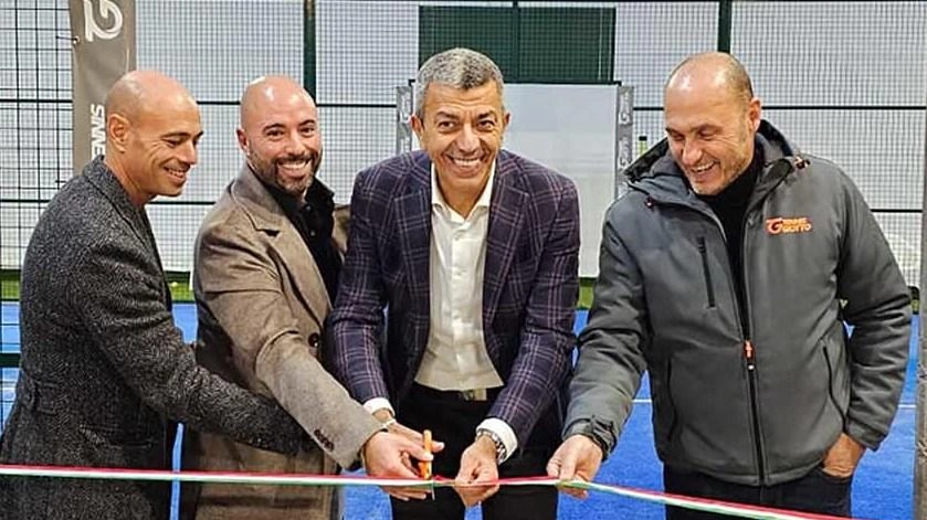 Tutti pazzi per il padel, Tennis Giotto fa il bis. Campi coperti per giocare tutto l’anno Tutti pazzi per il padel, Tennis Giotto fa il bis. Campi coperti per giocare tutto l’anno