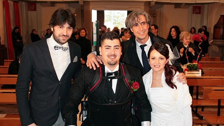 Michele Storoni con la moglie Raffaella e i medici Paolo Milia e Riccardo Bruschi