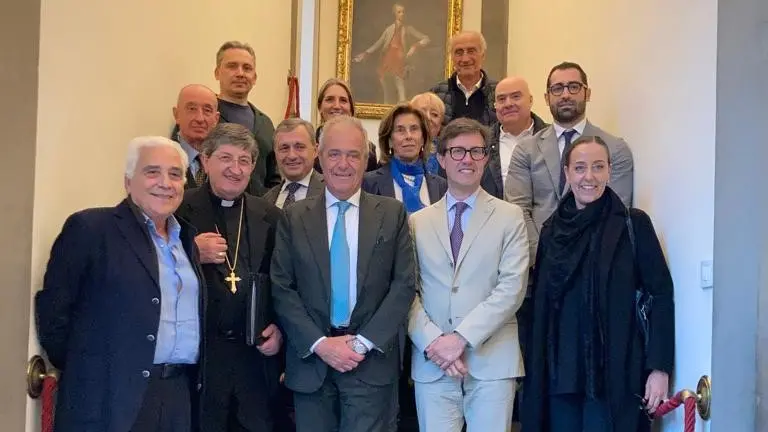 Istituzioni e associazioni unite per sostenere i più fragili Istituzioni e associazioni unite per sostenere i più fragili