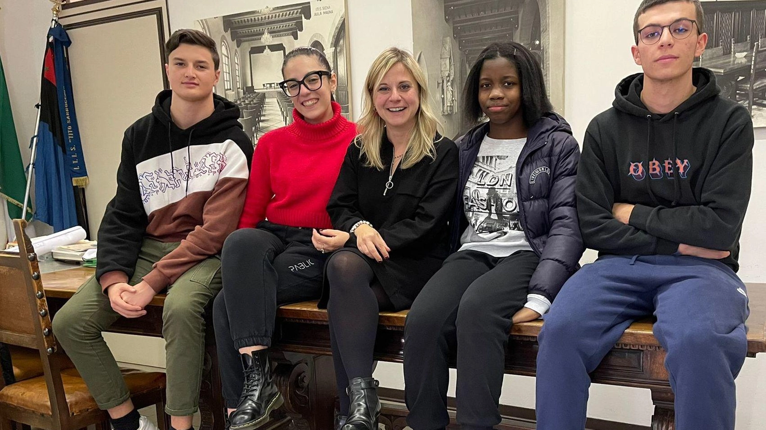 Laboratorio di saldatura e luogo di incontro tra studenti e imprese Laboratorio di saldatura e luogo di incontro tra studenti e imprese