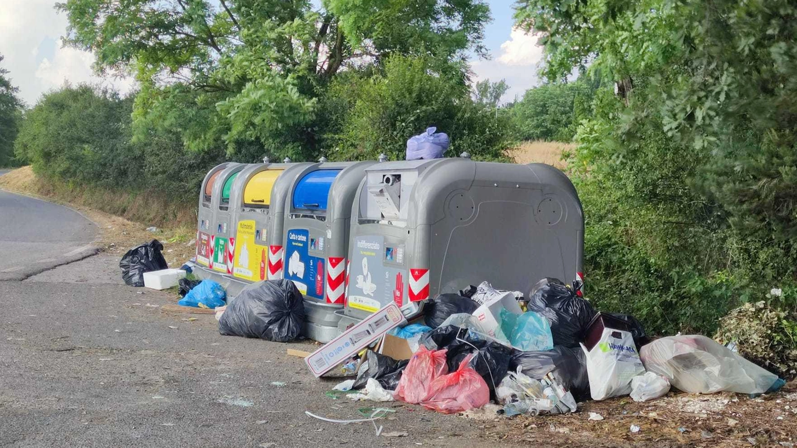 Stop ai rifiuti selvaggi La ’stretta’ del Comune Stop ai rifiuti selvaggi La ’stretta’ del Comune
