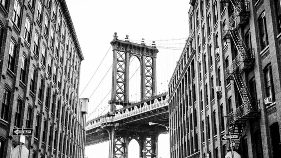 Ponte di Brooklyn (foto Ansa) 
