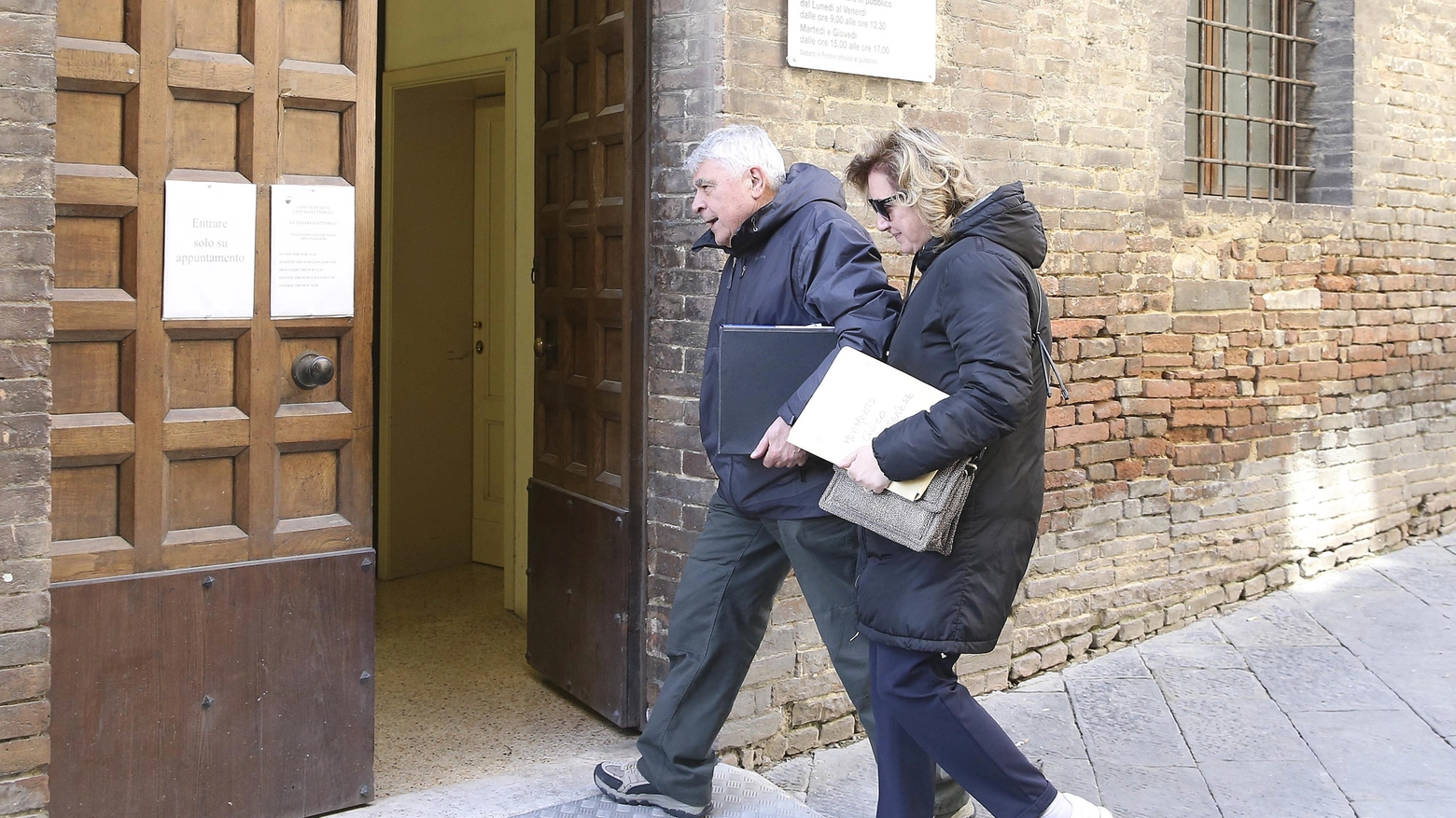 Comunali, depositate diciotto liste Oggi la chiusura: attesa per cinque Comunali, depositate diciotto liste Oggi la chiusura: attesa per cinque