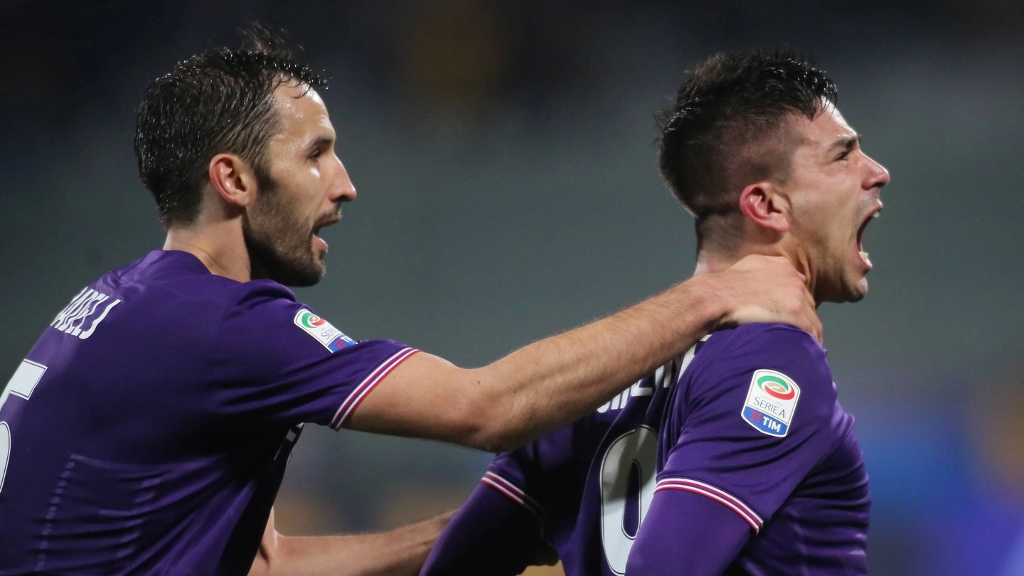 L'urlo di Simeone al gol del pareggio della Fiorentina con l'Inter (Fotocronache Germogli)
