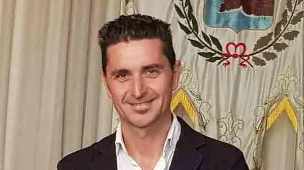 Barriere e arenile Follonica si rifà il look Barriere e arenile Follonica si rifà il look