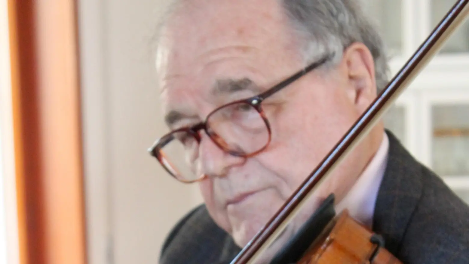 Poggibonsi dà l’addio all’imprenditore innamorato della musica Si è spento a novant’anni Lorenzo Zani. Oggi alle 15 i funerali Poggibonsi dà l’addio all’imprenditore innamorato della musica Si è spento a novant’anni Lorenzo Zani. Oggi alle 15 i funerali