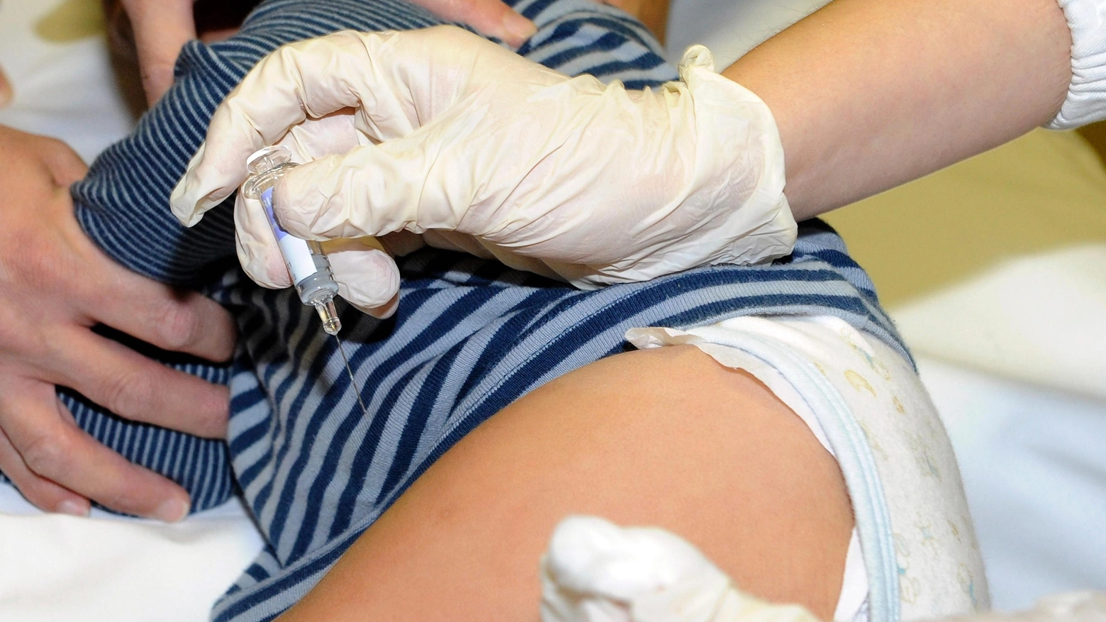 L'Asl 11 invita la popolazione a vaccinarsi contro il morbillo