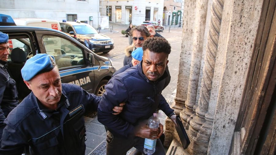 Innocent Oseghale al processo di appello bis a Perugia (Foto Crocchioni)