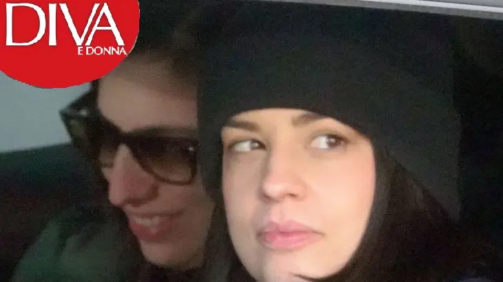 Elly Schlein con la compagna