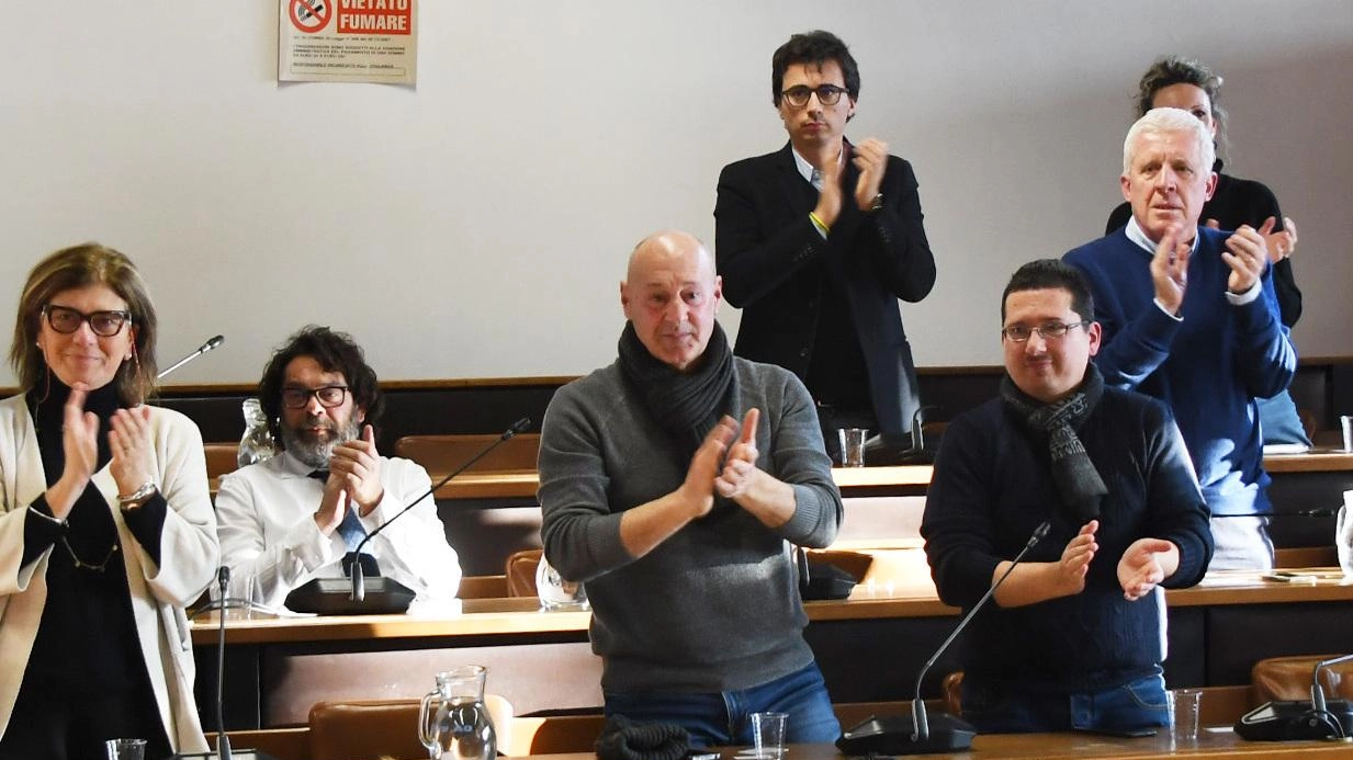Contributi illeciti, un altro pasticcio. Trascurata la nota del segretario Contributi illeciti, un altro pasticcio. Trascurata la nota del segretario