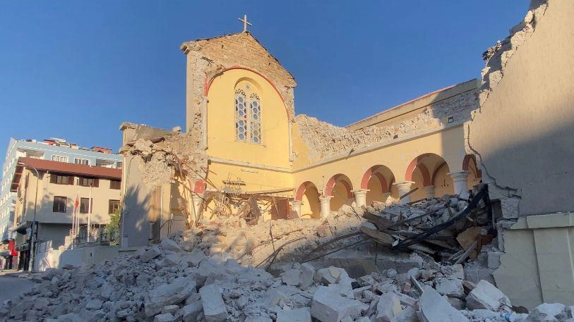 Viaggio nell’incubo-sisma "In Turchia ho visto l’orrore ma anche una grande umanità" Viaggio nell’incubo-sisma "In Turchia ho visto l’orrore ma anche una grande umanità"