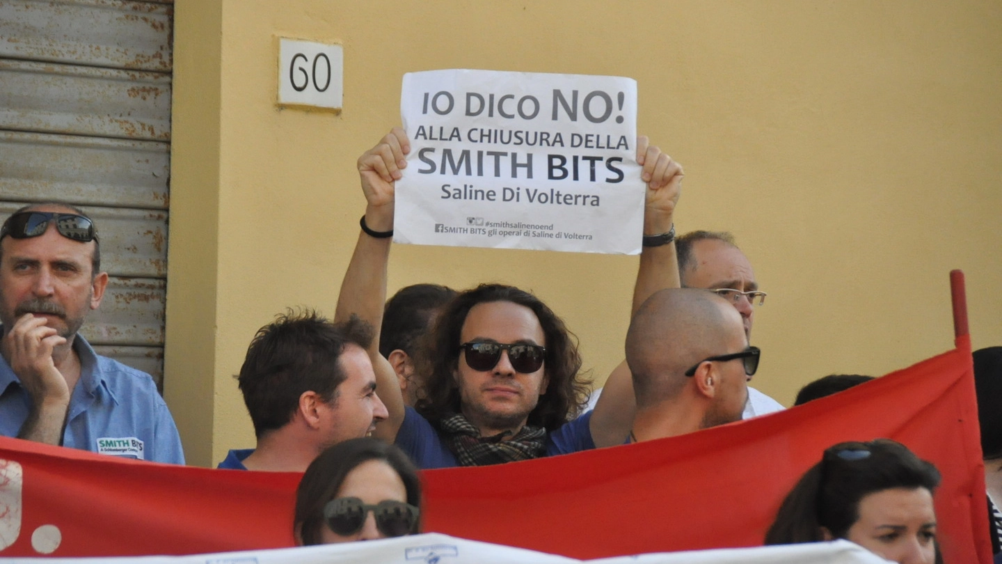 La manifestazione dei lavoratori della Smith (foto Salvini)