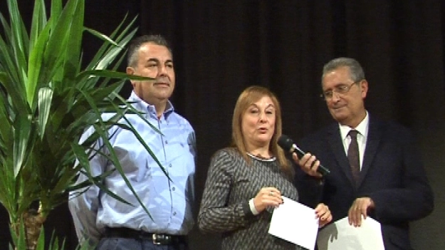 Sonia e Francesco D'Uva durante la cerimonia, insieme al collega Giustino Bonci