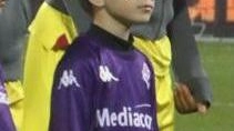 Luigi, appena 10 anni, sotto i riflettori del "Franchi"  A fianco della prima squadra con i suoi idoli della Fiorentina