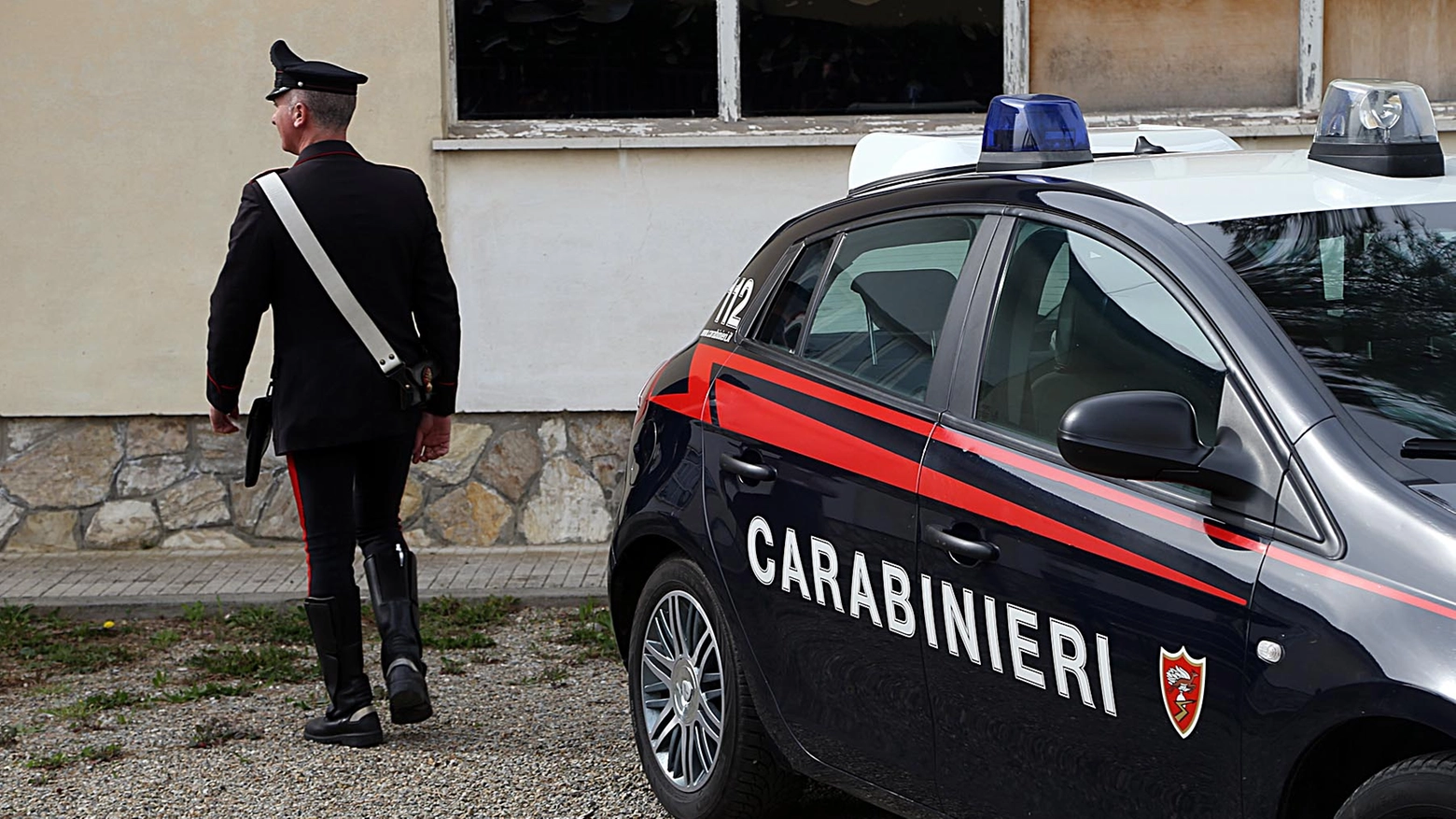 Carabinieri in servizio (Germogli)