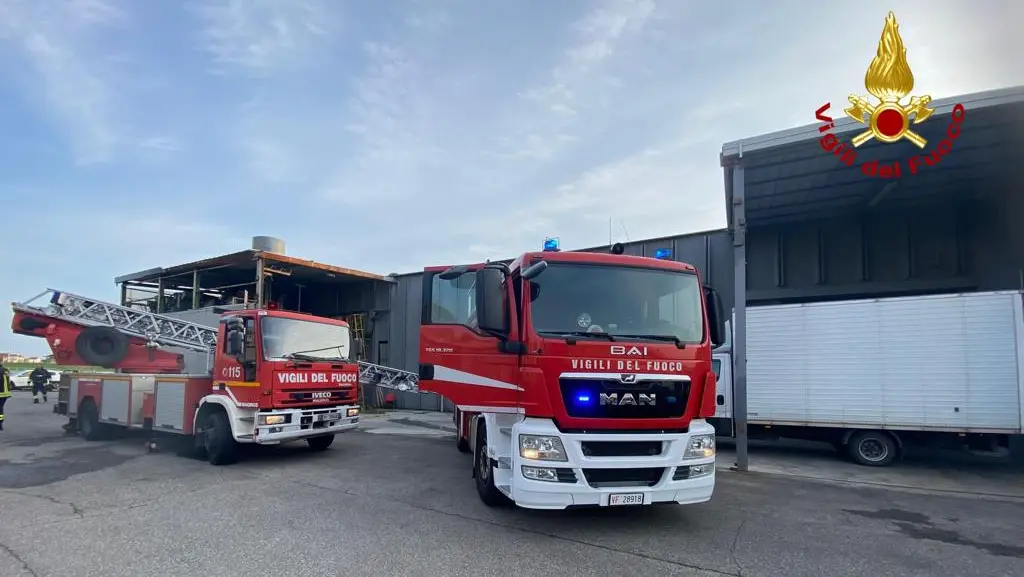 L'intervento dei vigili del fuoco L'intervento dei vigili del fuoco