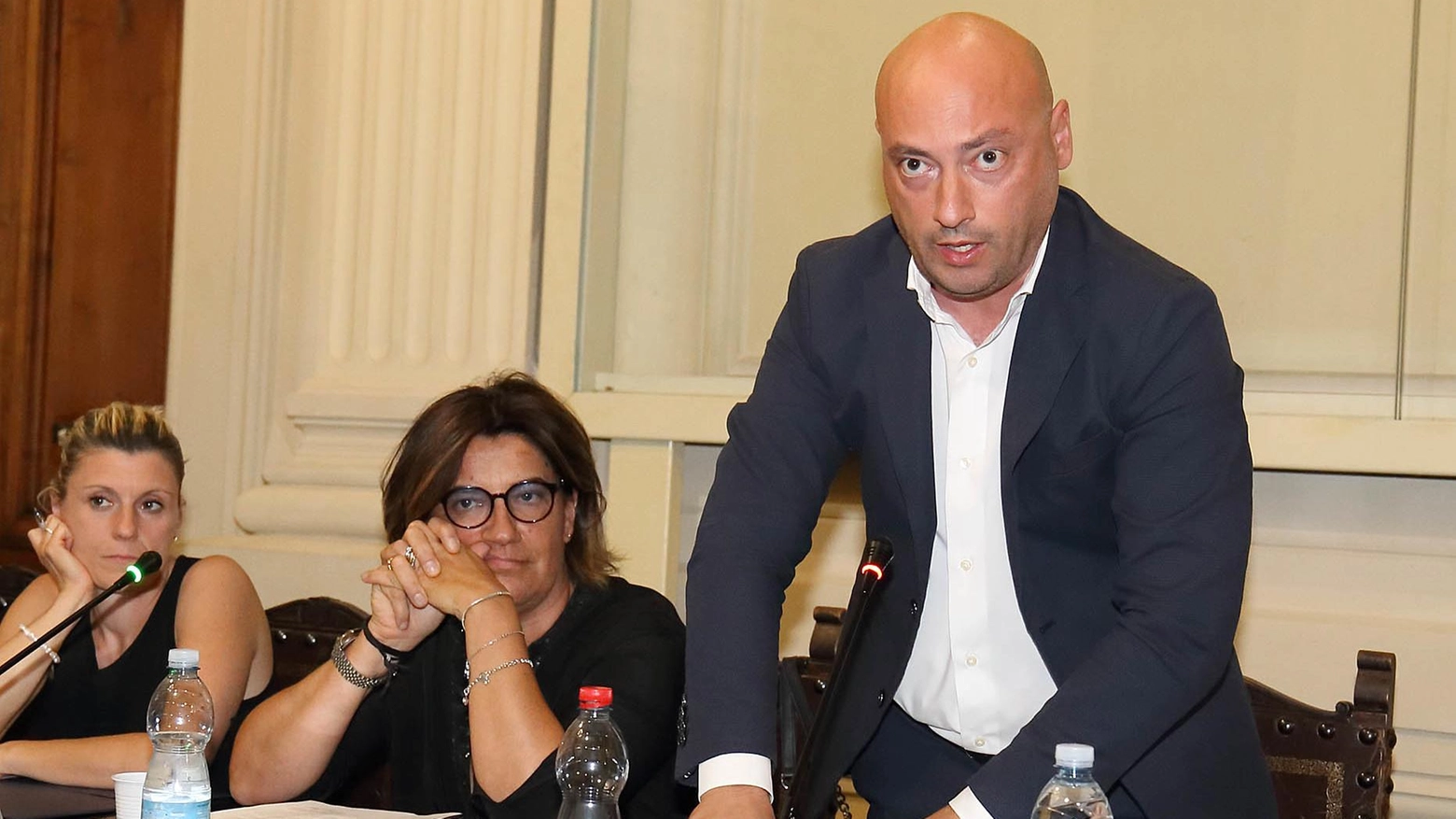 "Il governo Meloni faccia la sua parte Servono soldi dopo le parate di ministri" "Il governo Meloni faccia la sua parte Servono soldi dopo le parate di ministri"