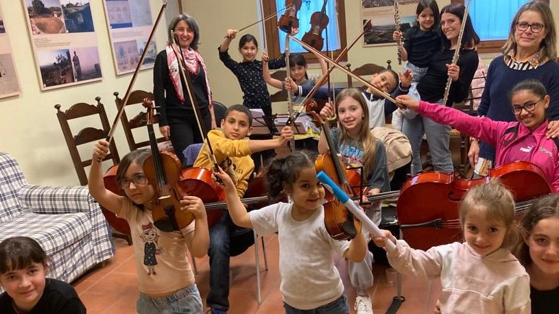 Musica Sempre Piccoli, grandi protagonisti Musica Sempre Piccoli, grandi protagonisti