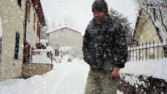 Un’abbondante nevicata in Garfagnana. Nei prossimi giorni sono previste intense precipitazioni 