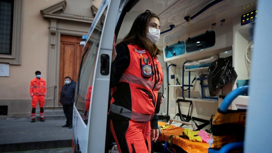 Ogni soccorso alla fine è stato inutile. La piccola non ce l’ha fatta Ogni soccorso alla fine è stato inutile. La piccola non ce l’ha fatta