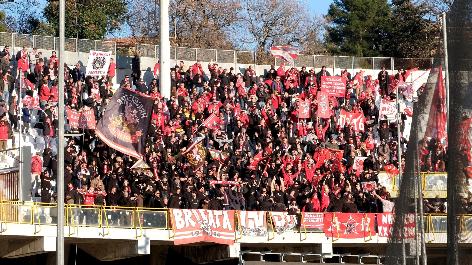 I tifosi del Perugia ad Ascoli