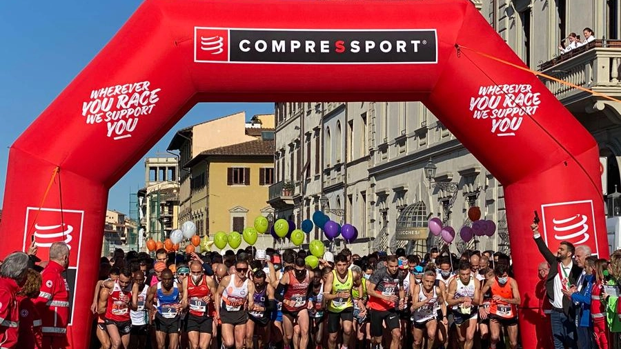 La partenza della mezza maratona a Firenze