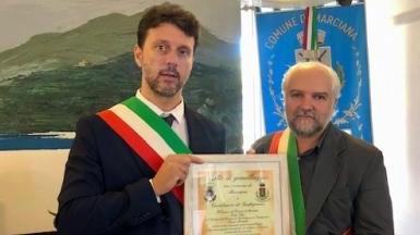 Si rinnova il patto di amicizia tra Castelnuovo e Marciana Si rinnova il patto di amicizia tra Castelnuovo e Marciana