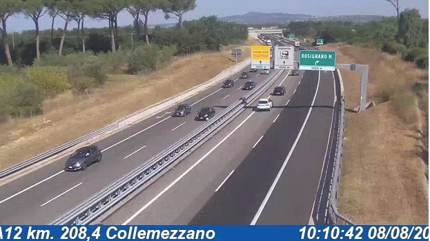 L'ingresso dell'autostrada a Rosignano (Li) (foto repertorio)