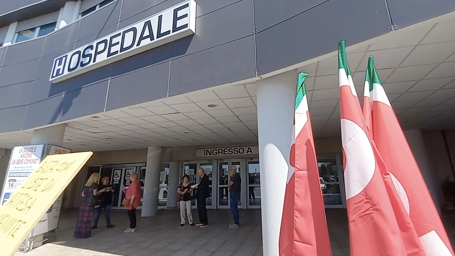 "Recuperare il vecchio ospedale" I sindacati: sia la Casa della salute "Recuperare il vecchio ospedale" I sindacati: sia la Casa della salute
